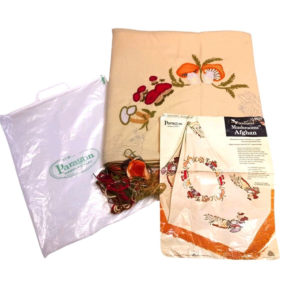 Vintage Paragon Needlecraft Woodland Mushrooms Afghan 0510 Embroidery Kit 53x71"